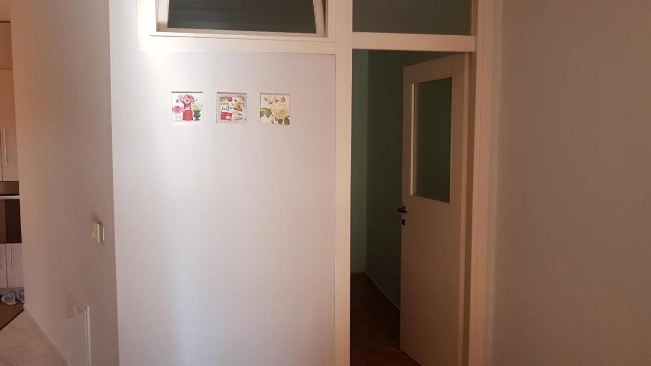 Apartment Viktor,Parking Osijek Exterior foto